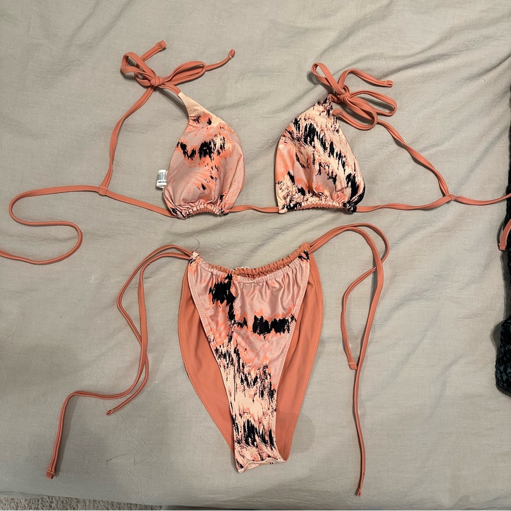 Reversible Gymshark Bikini